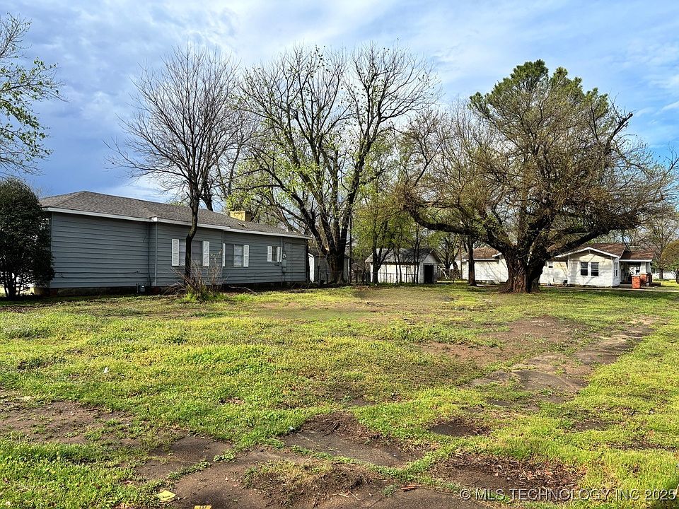 2nd image of 421 Nw #D
