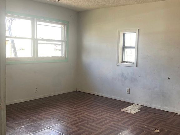 4th image of 1287 E Willard Ave