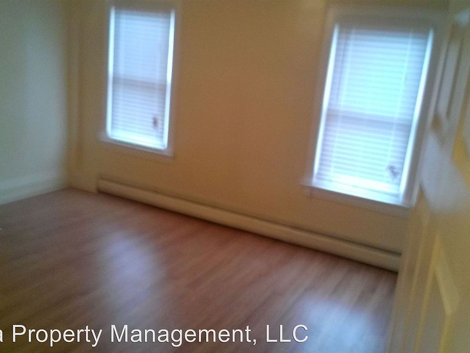 2nd image of 27 Colonial Ave #2