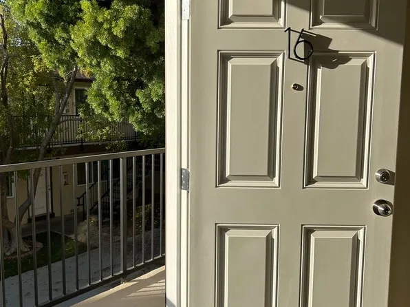 138 - Echo Bell Apartments, 178 Echo Ave APT 16, Campbell, CA 95008