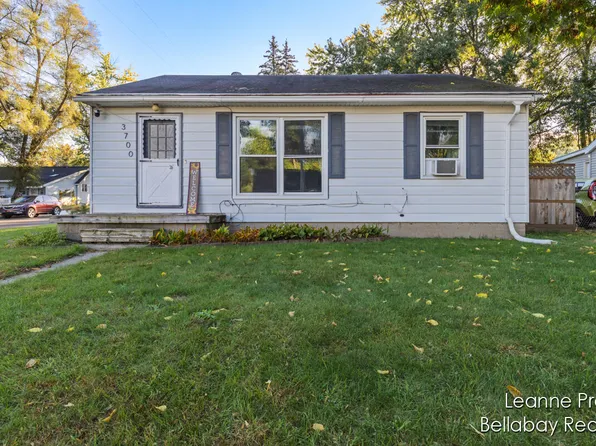 3700 Milan Ave SW, Wyoming, MI 49509