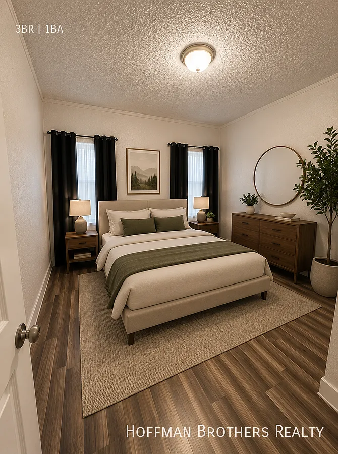 811 W 43rd St Los Angeles, CA 90037 — Photo 2