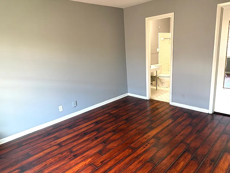 2850 Middle Tennessee Blvd #G-11 — Photo 4