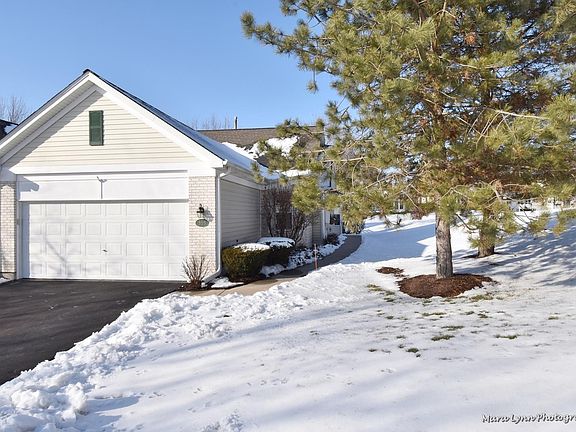3rd image of 355 Normandie Dr