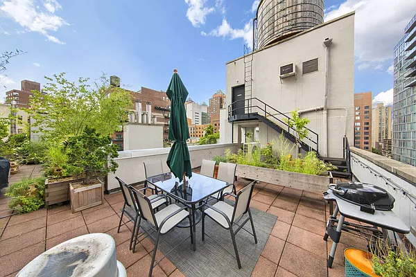 Sold by Halstead Real Estate | media 11