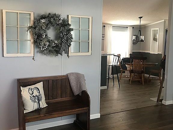 Entry to Living Room