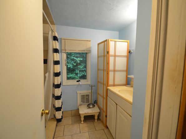 409-411 Fairfield Rd