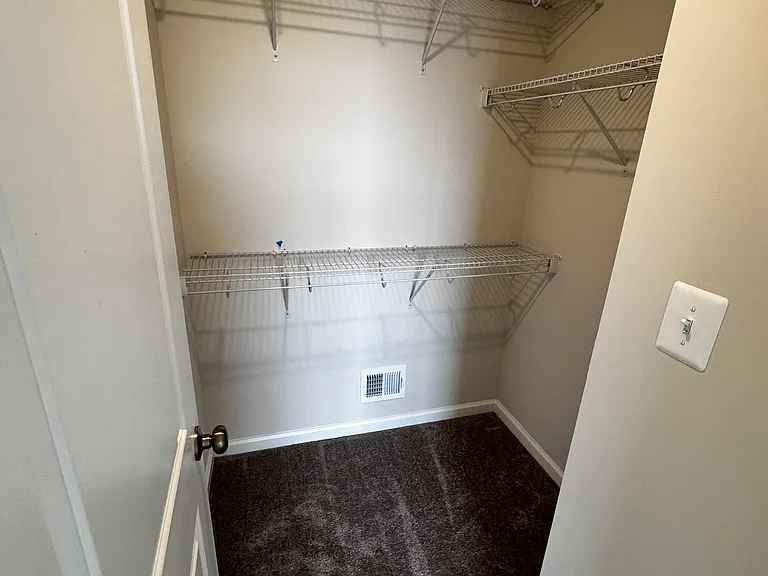 1233 Cedar Valley Rd — Photo 12