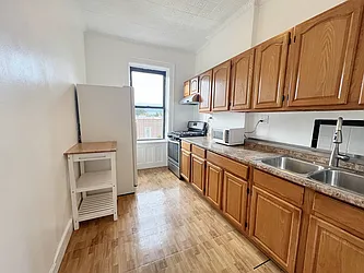 Rented by Trademarko Realty Inc
