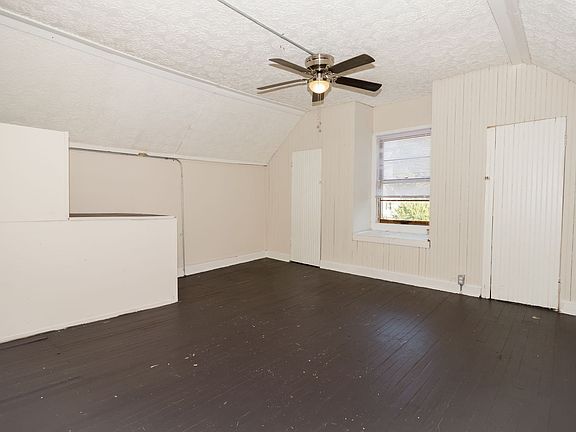 5th image of 26 Franklin Ave #A