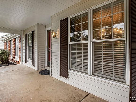 2nd image of 13136 Oldfarm Dr
