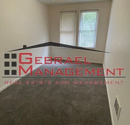 2nd image of 13700 La Salle Blvd