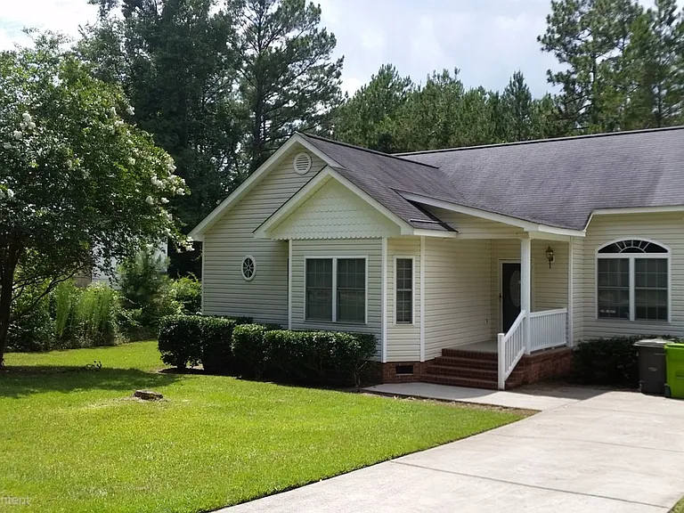 2703 Ulmer Rd — Photo 1