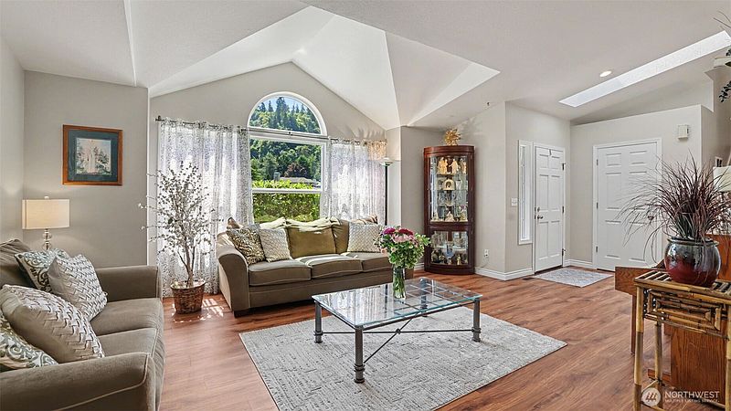 3rd image of 15532 156th Court SE