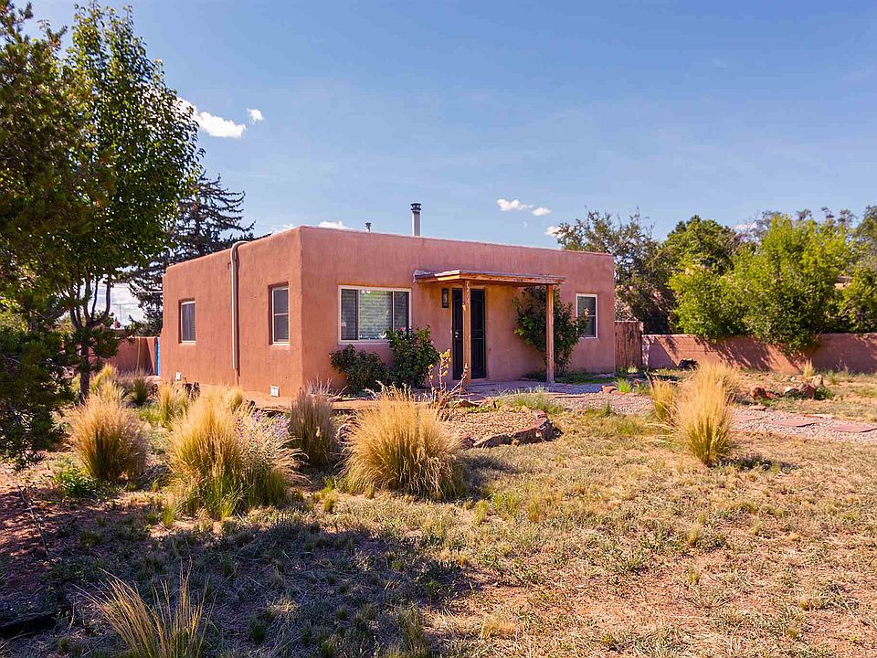2nd image of 1214 Galisteo Pkwy