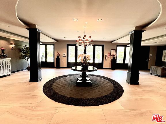 5th image of 107 N Swall Dr APT 105