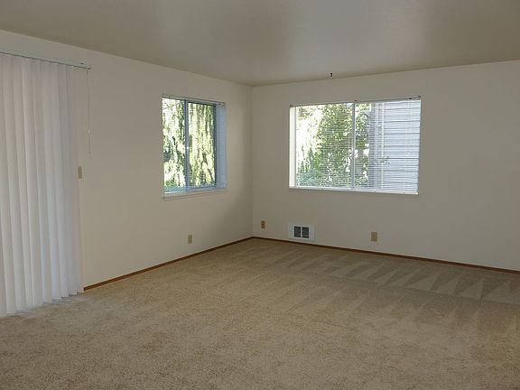 2nd image of 3232 21st Ave W APT 203