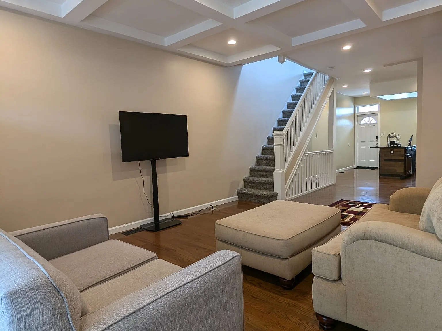 3 bed, 3.5 bath, 1818 sqft, $790 — Photo 4