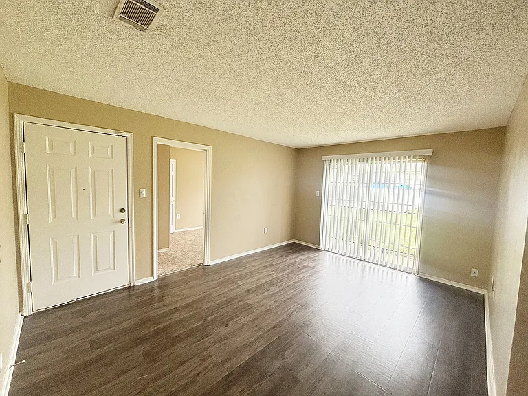 Timberline - Living Area