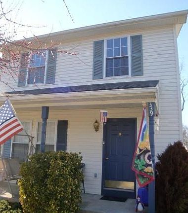 2nd image of 339B Woodpoint Ave