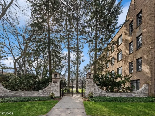 718 Noyes St APT A2, Evanston, IL 60201