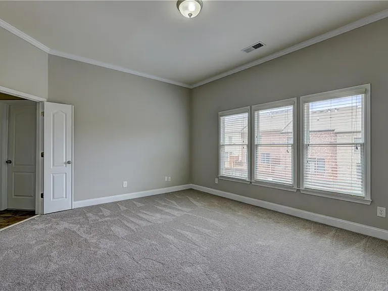 852 Red Hart Ln — Photo 14