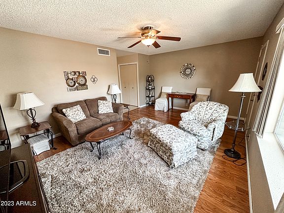 5th image of 2064 S FARNSWORTH Drive #106