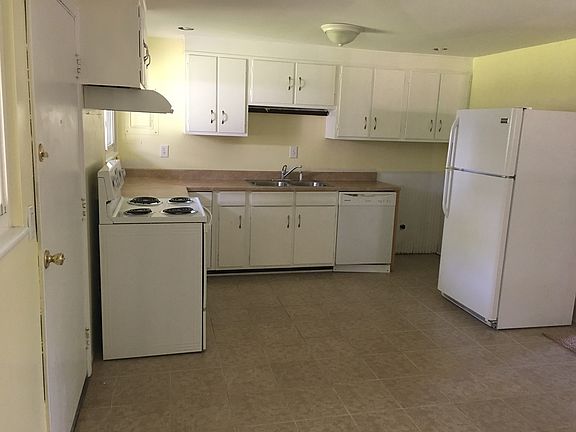 4th image of 2182 Finland Dr