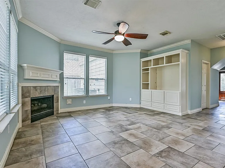 2714 Safe Harbour Cir — Photo 18