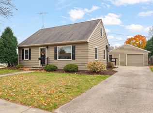1819 E Byrd St, Appleton, WI 54911