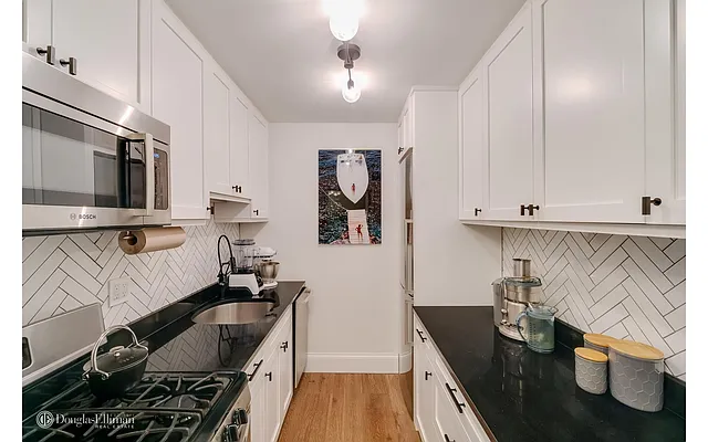 Rented by Douglas Elliman | media 3