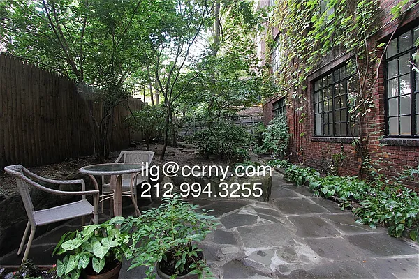 Rented by City Connections Realty | media 3