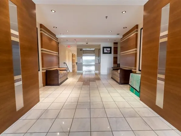 15 Freedom Way image 2 of 20