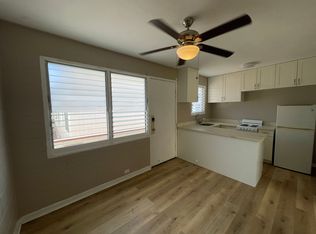 1226 Young St APT E, Honolulu, HI 96814