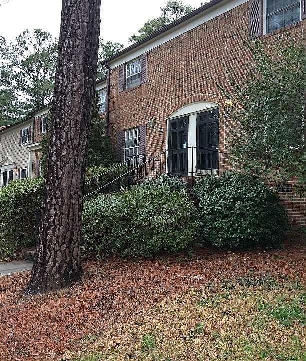 2nd image of 3734 Jamestown Cir #3734