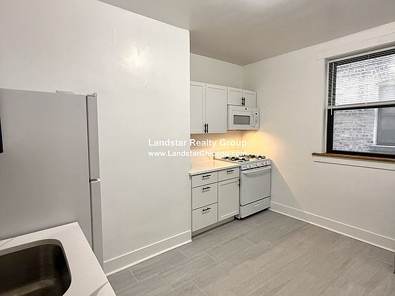 4th image of 4525 N Paulina St APT 1a