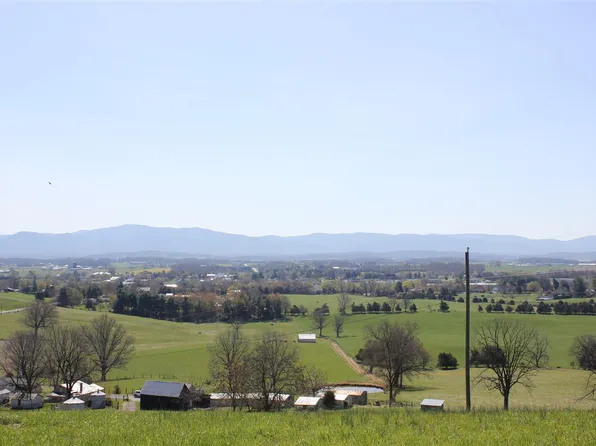 763 Dices Spring Rd, Weyers Cave, VA 24486