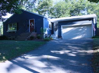 54 Lothrop Rd, Reading, MA 01867