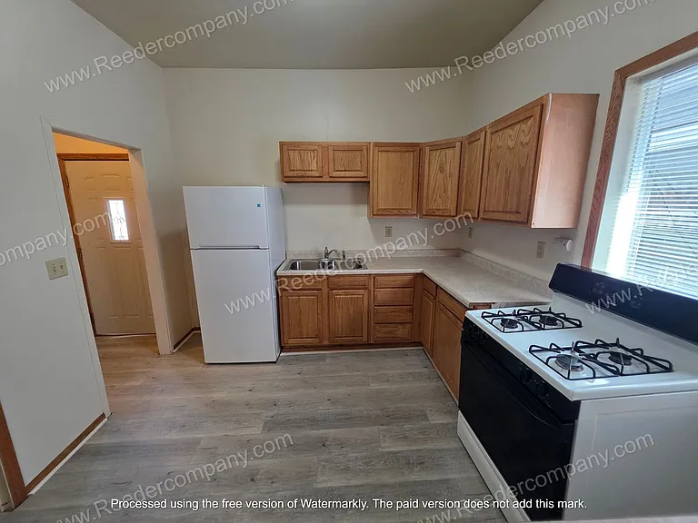415 Gostlin Street — Photo 7
