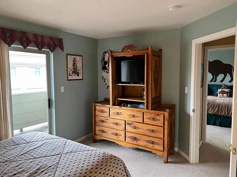 master bedroom tv