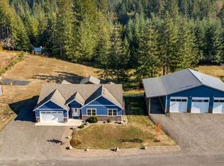 30724 SE Willow Grace Ln, Estacada, OR 97023