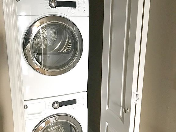 5th image of 1811 17th Ave APT 303