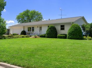 3700 Elm Dr, La Crosse, WI 54601