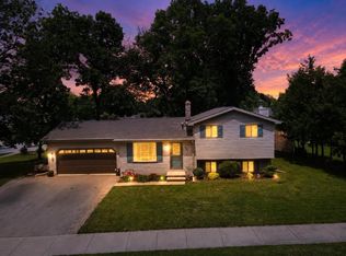 701 Woodland Dr, Kaukauna, WI 54130