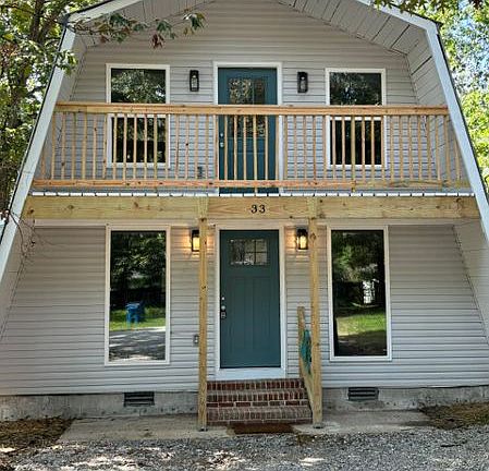 2nd image of 33 Chalet Dr