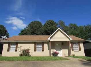 122 Clearmont Cir, Pearl, MS 39208