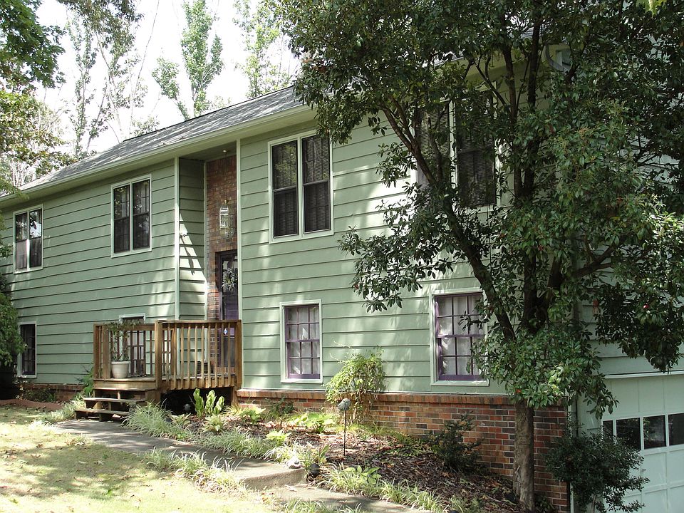 1st image of 704 Navaho Ct