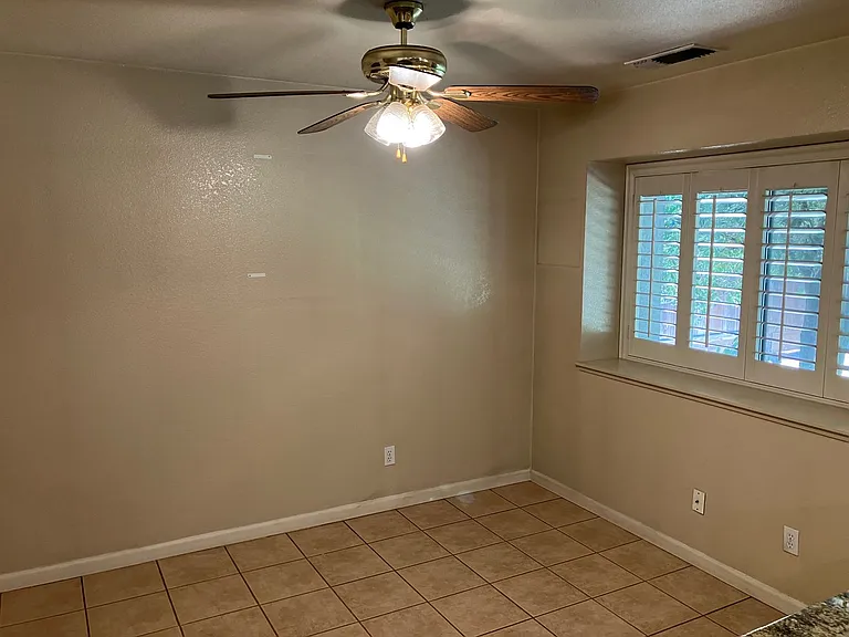 1717 Whippoorwill Ct — Photo 10