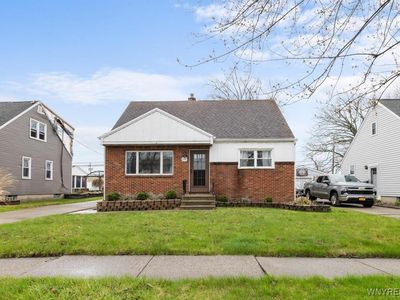 157 Goering Ave, Cheektowaga, NY, 14225