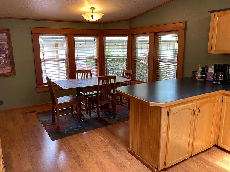 2040 S Shasta Loop — Photo 9